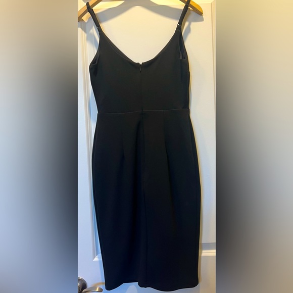 Lulu’s Black Dress - Picture 6 of 10